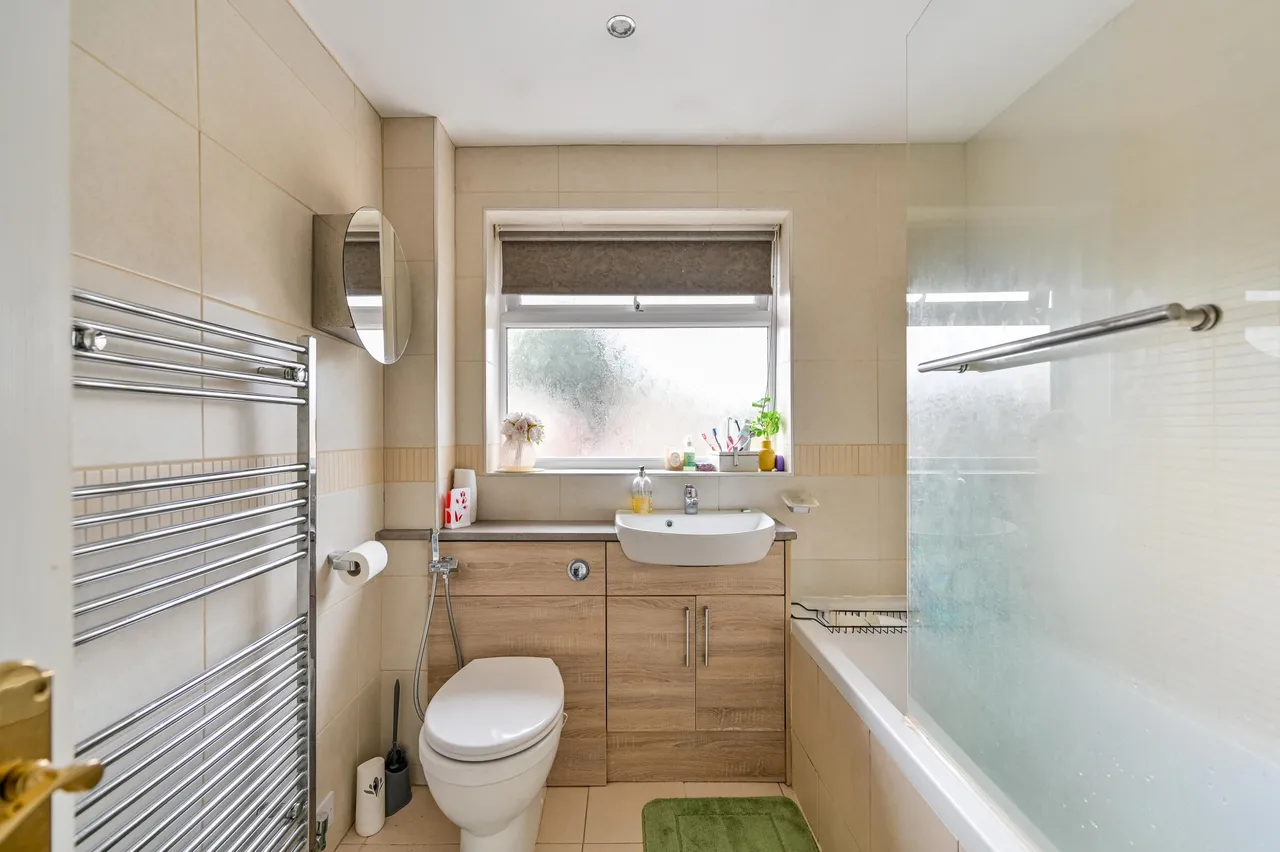 28 Culley Way, Maidenhead, photo 9