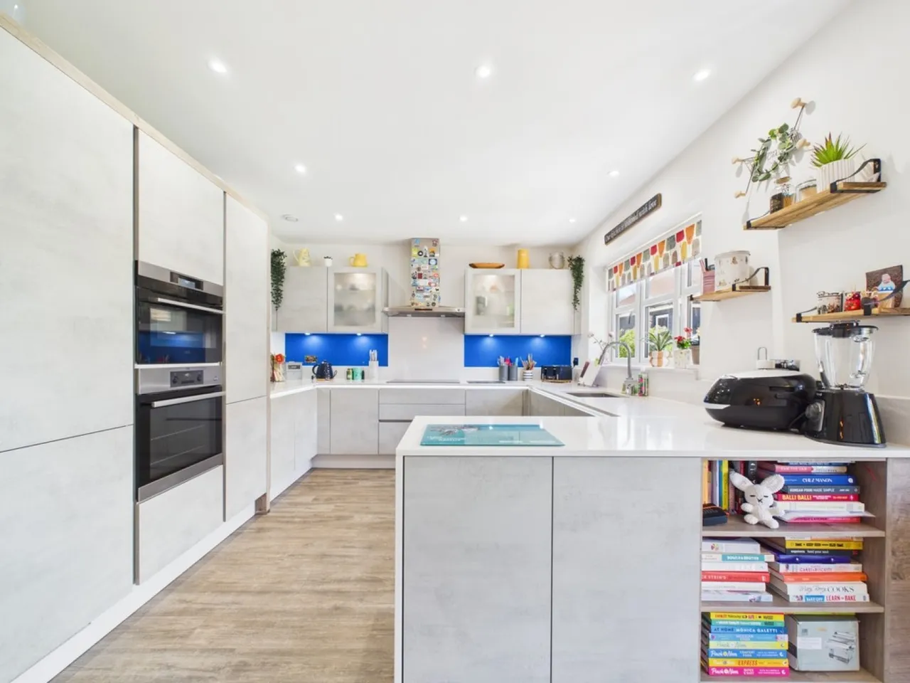 Kensett Avenue, Southwater, photo 10