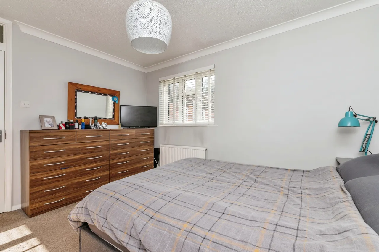 Montague Way, BILLERICAY, Essex, CM12, photo 9