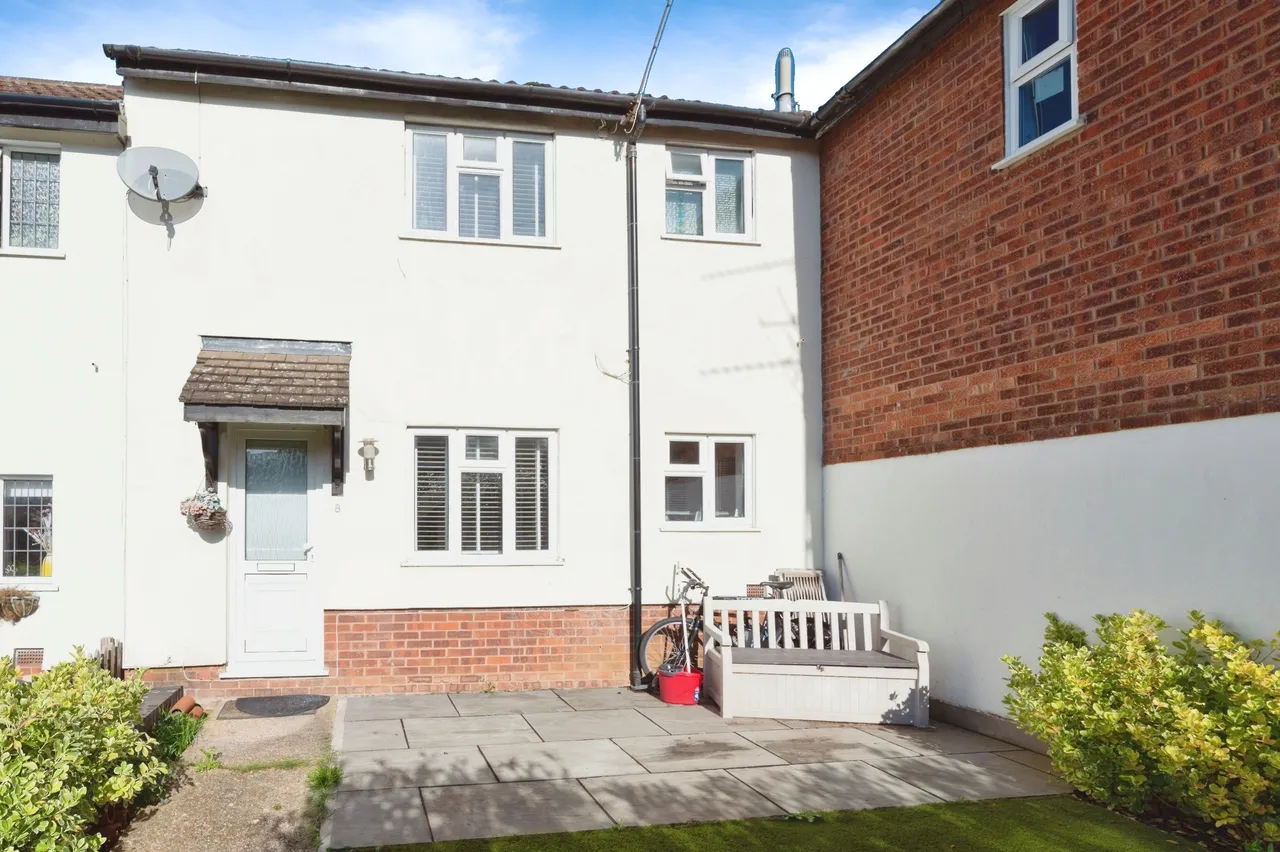 Montague Way, BILLERICAY, Essex, CM12, photo 2