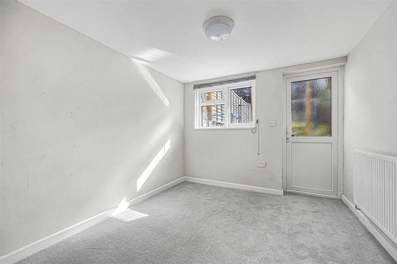 William Street, Reading, RG1, photo 12