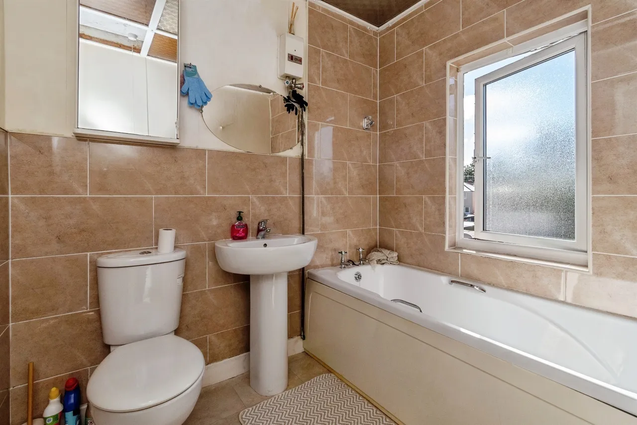 Stafford Road, Wednesbury, WS10, photo 4
