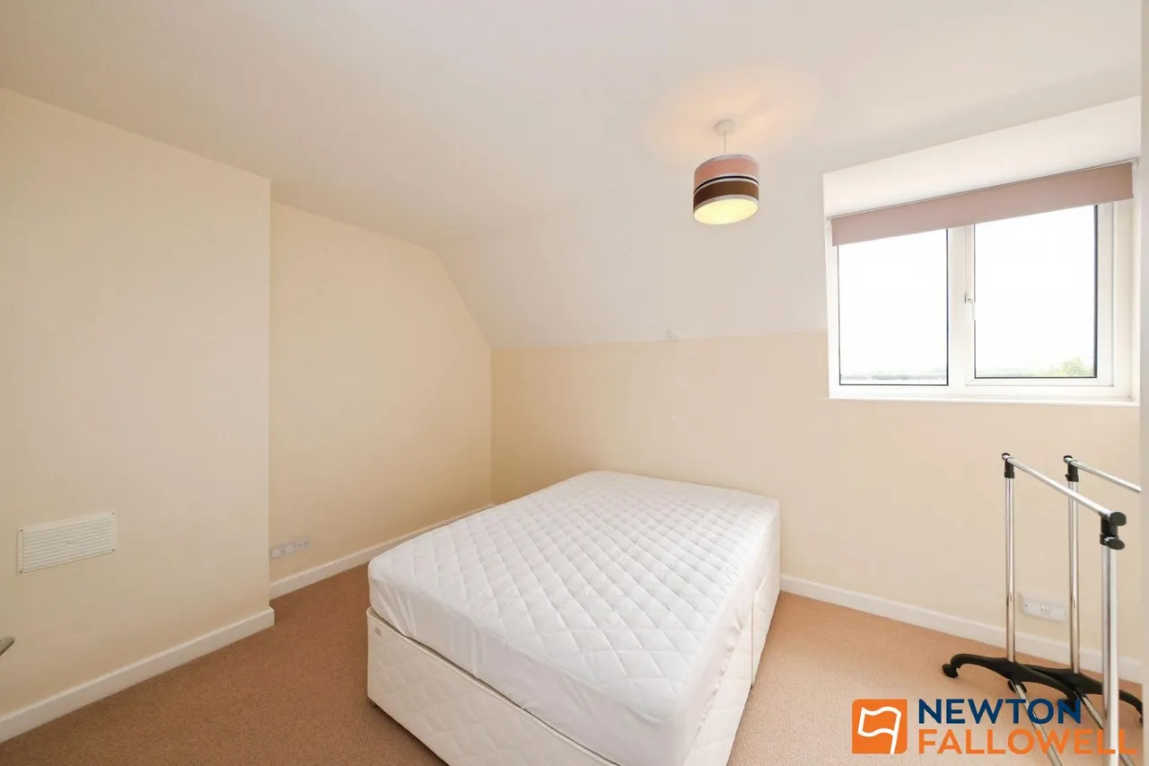 Turnor Road, Harrowby, NG31, photo 27