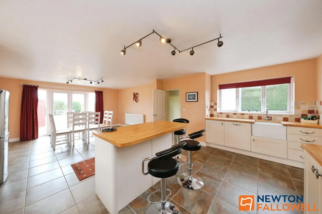 Turnor Road, Harrowby, NG31, photo 6