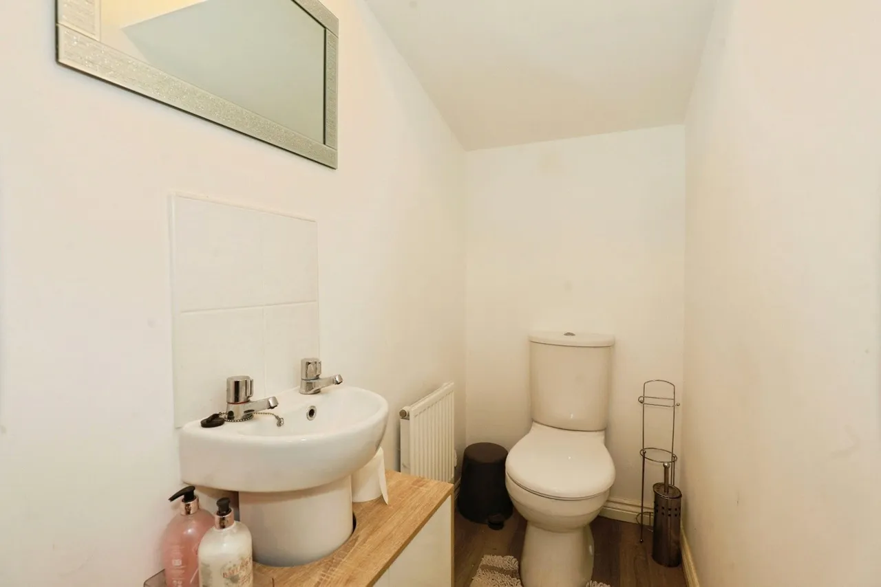 Wilding Drive, Crewe, CW1, photo 8