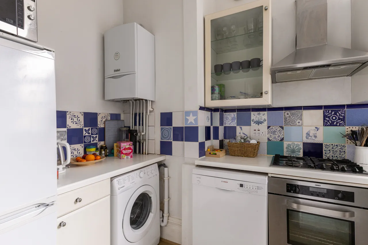 Kings Avenue, London, N10, photo 10