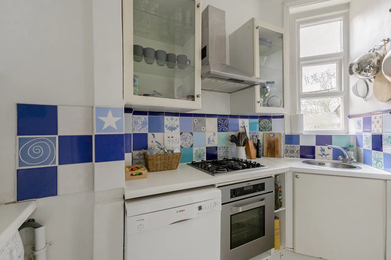 Kings Avenue, London, N10, photo 11