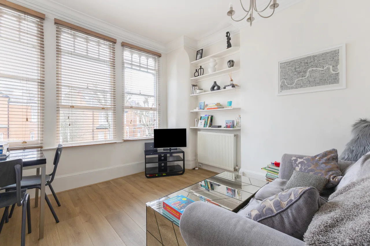 Kings Avenue, London, N10, photo 2