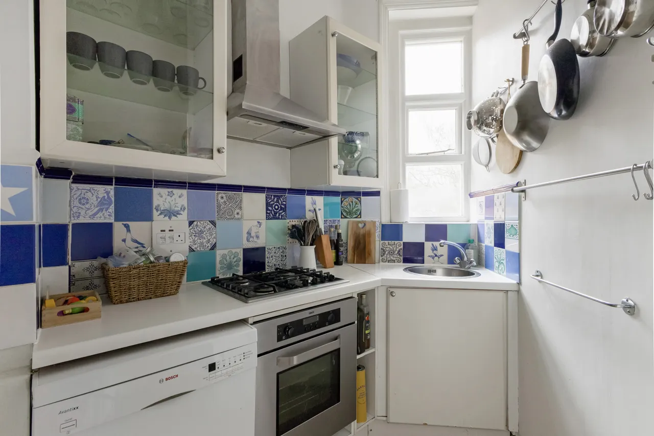 Kings Avenue, London, N10, photo 3
