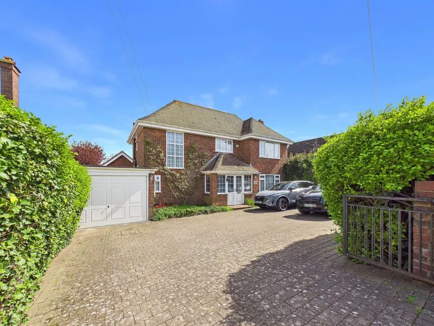 4 bed house for sale — Baldric Road, Folkestone, Kent, CT20