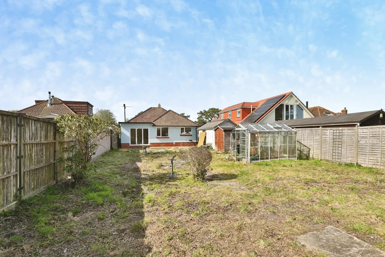 Whitehayes Road, Burton, BH23, photo 4