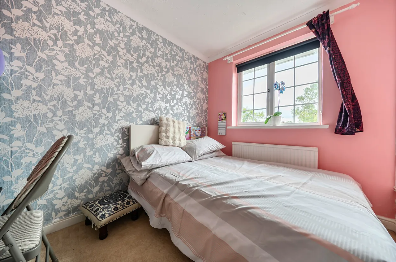 Denton Way, Frimley, GU16, photo 7
