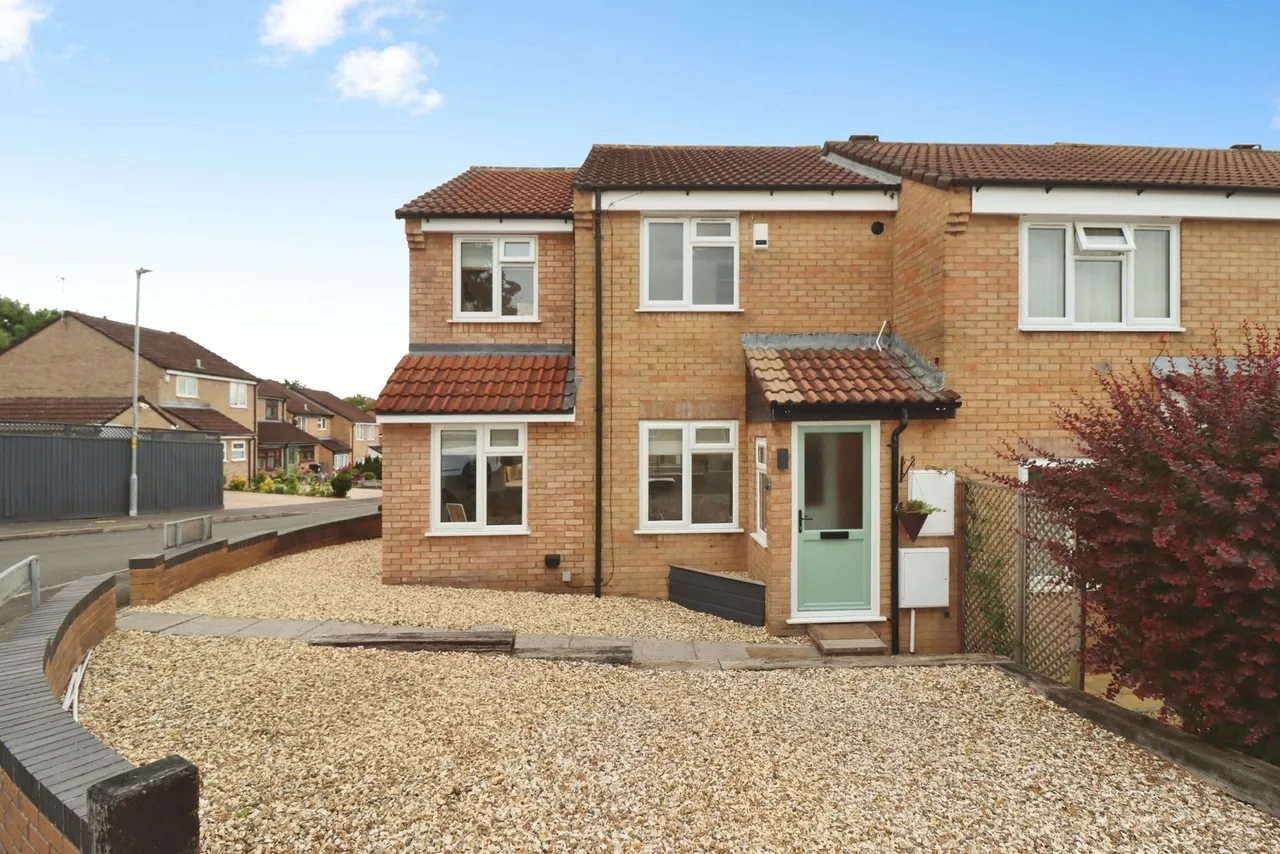 3 bed house for sale — Pettigrove Road, Kingswood, Bristol, BS15