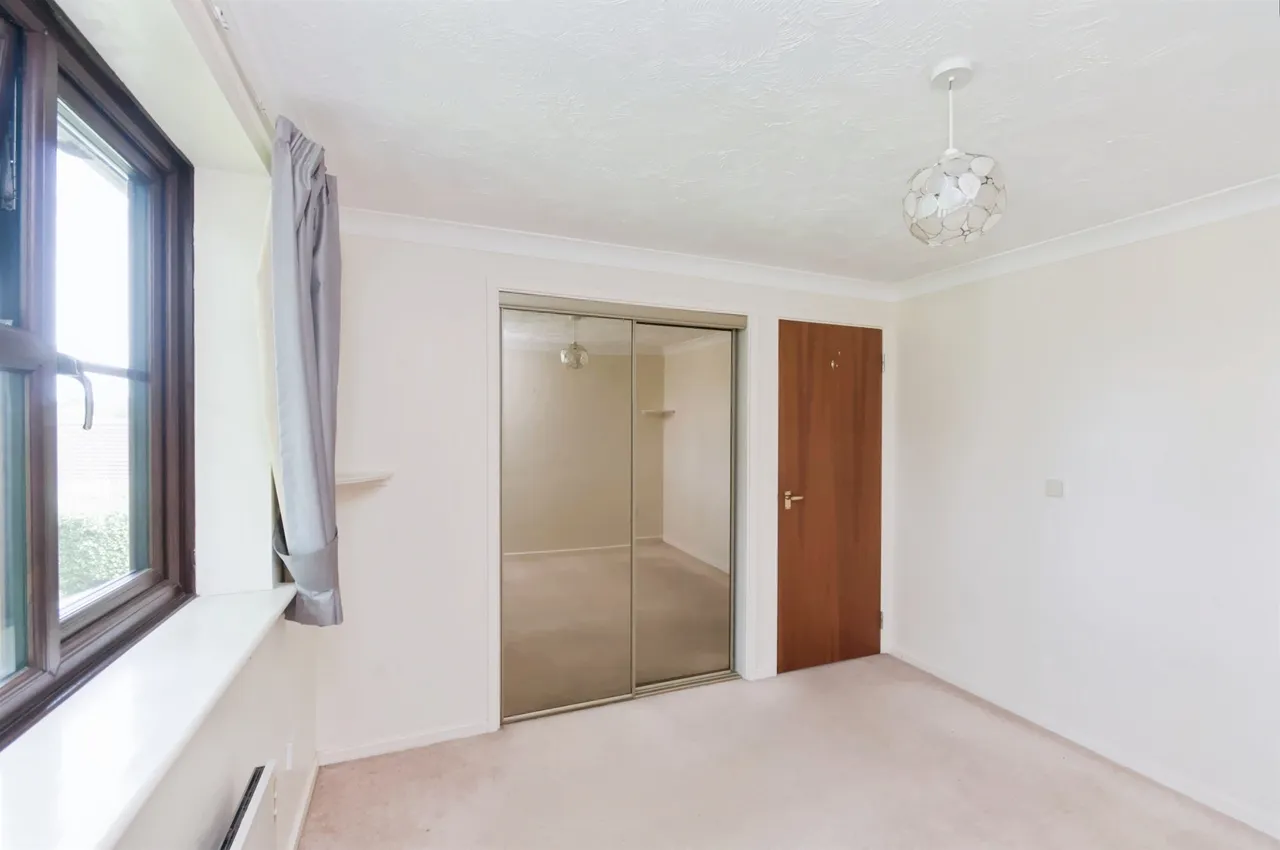 Glynde Court, Bexhill-On-Sea, TN39, photo 11