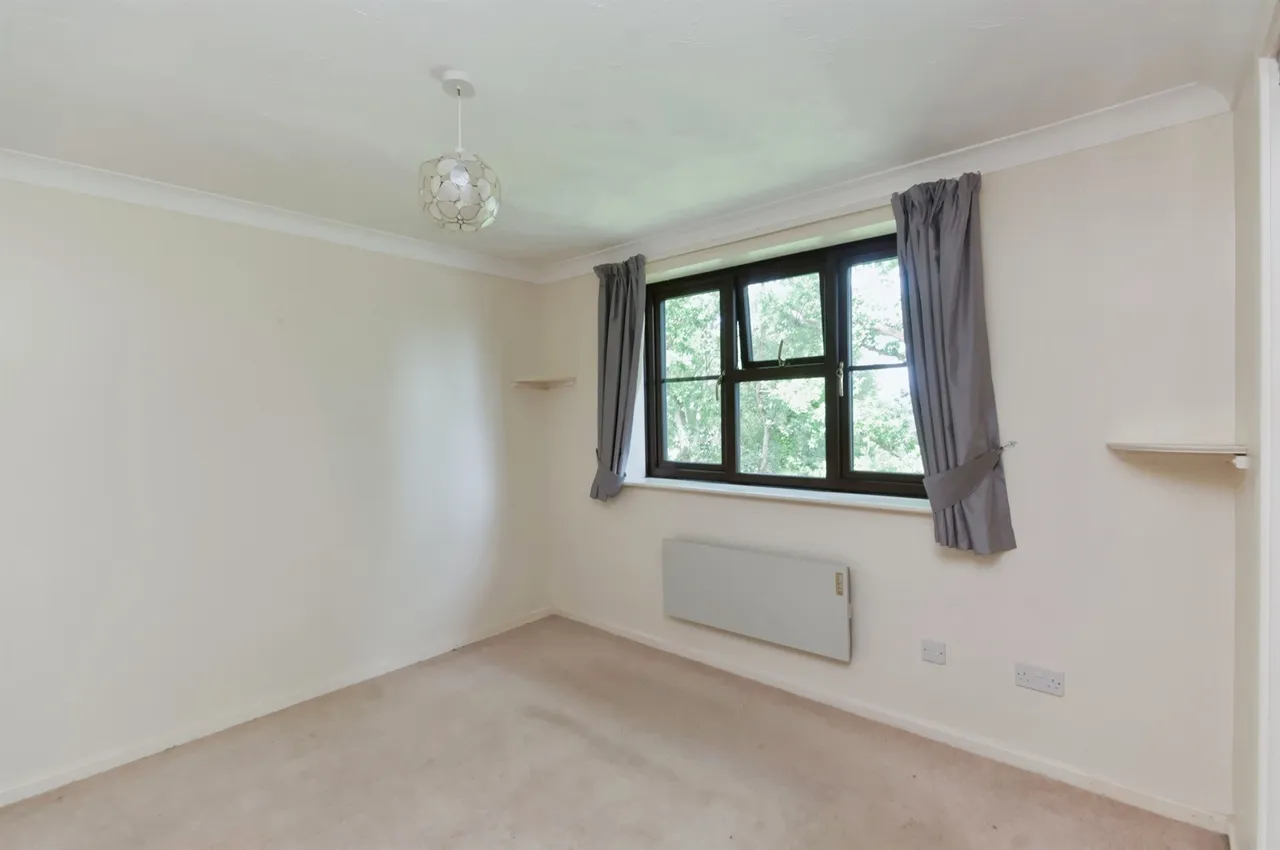 Glynde Court, Bexhill-On-Sea, TN39, photo 12