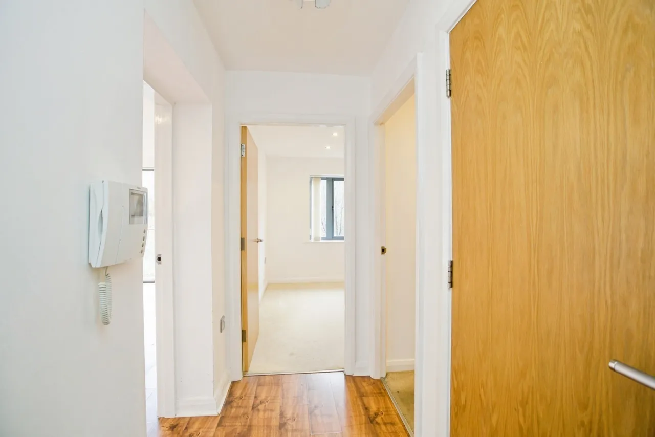Oldham Road, Sowerby Bridge, West Yorkshire, HX6, photo 17