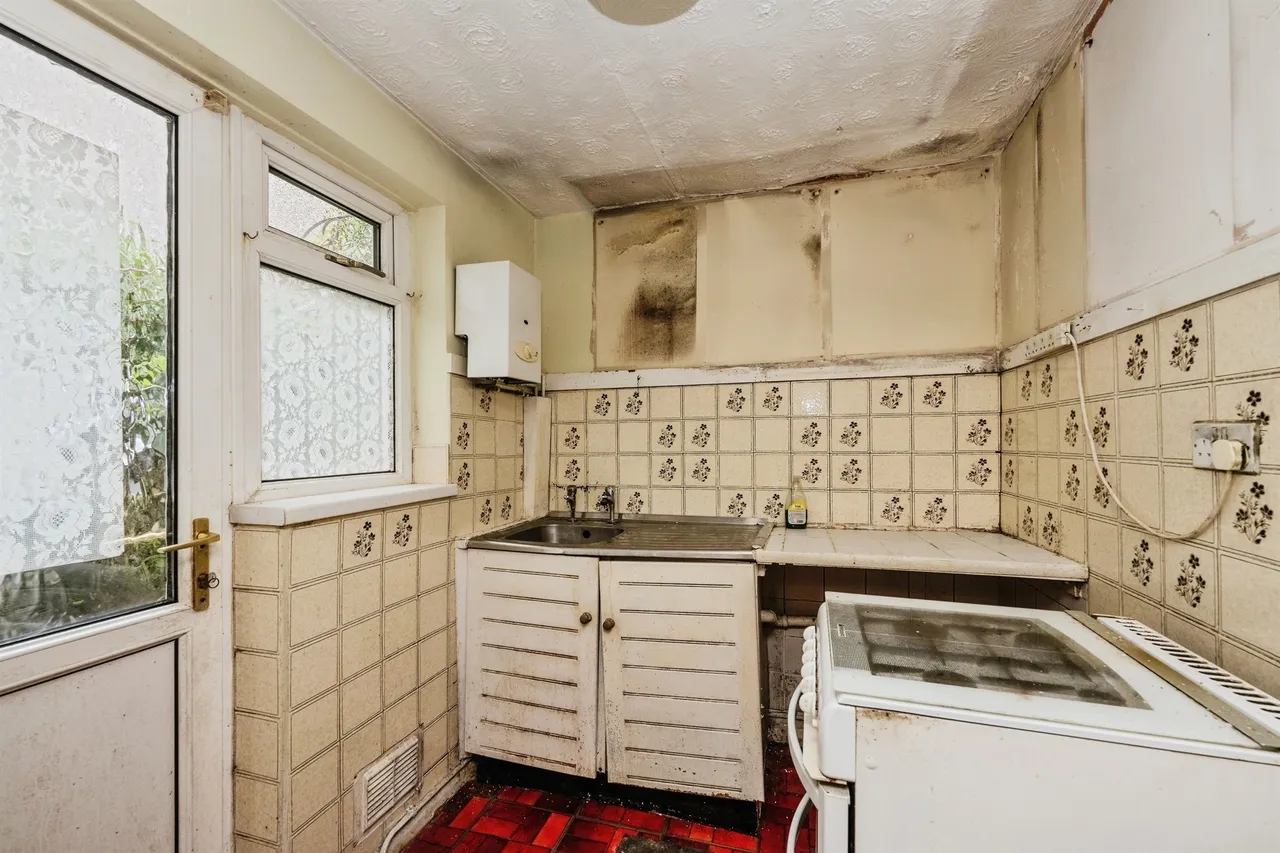 Graig Road, Swansea, SA6, photo 6