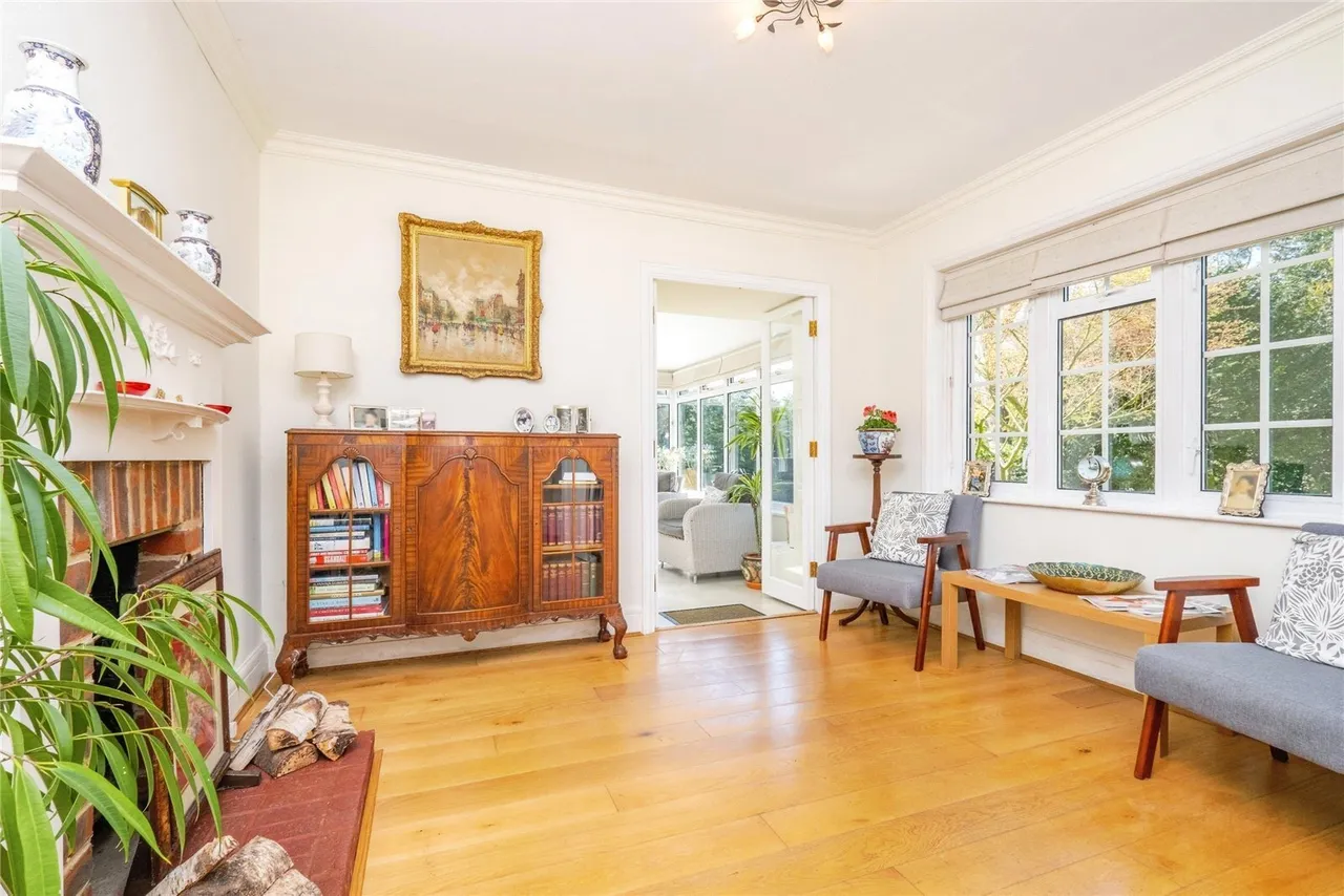 Hampers Lane, Storrington, RH20, photo 12