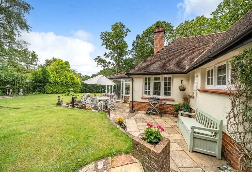 Hampers Lane, Storrington, RH20, photo 5