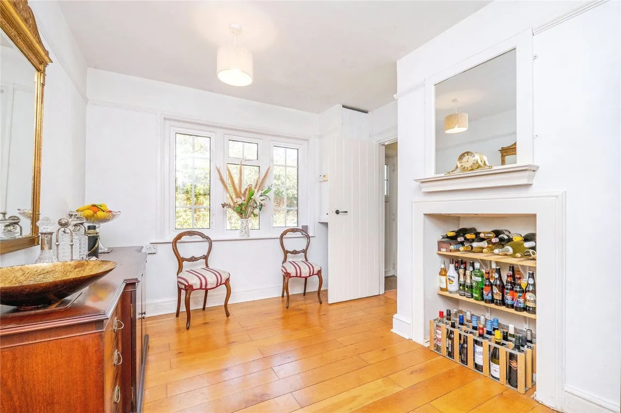 Hampers Lane, Storrington, RH20, photo 18