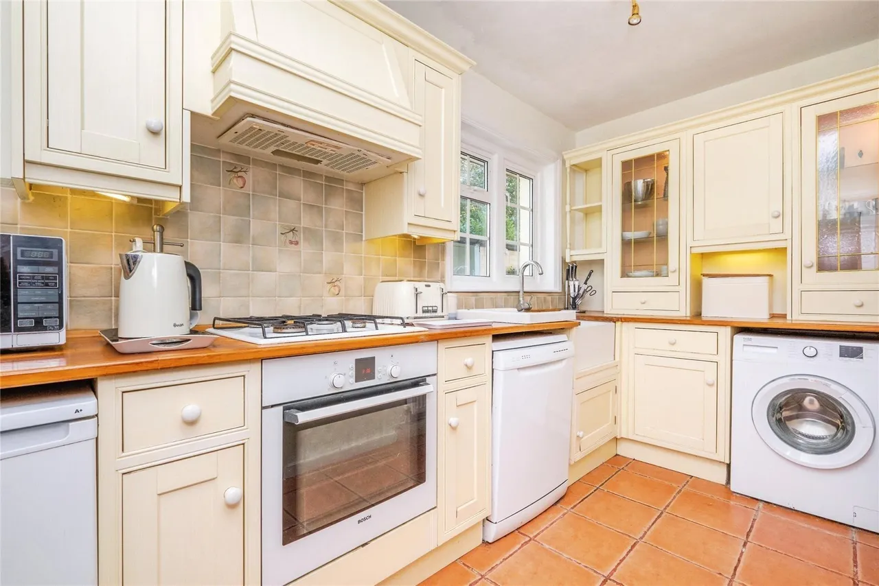 Hampers Lane, Storrington, RH20, photo 15