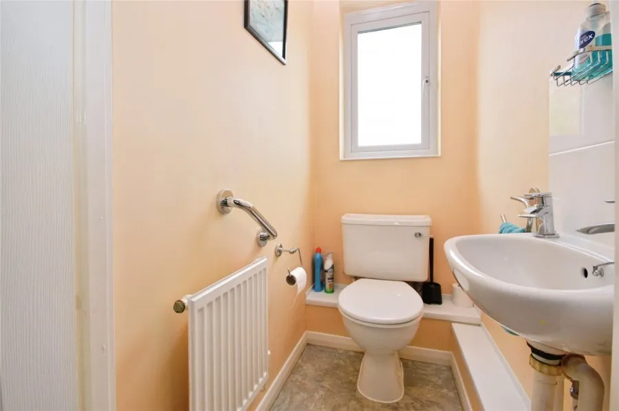 with 4 bedrooms in Bishop's Stortford, CM23, photo 17