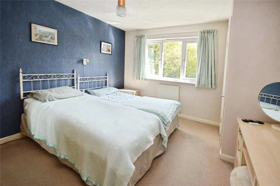 with 4 bedrooms in Bishop's Stortford, CM23, photo 5