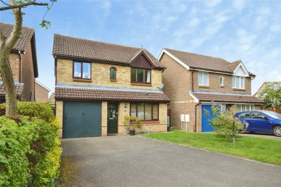 with 4 bedrooms in Bishop's Stortford, CM23, photo 14