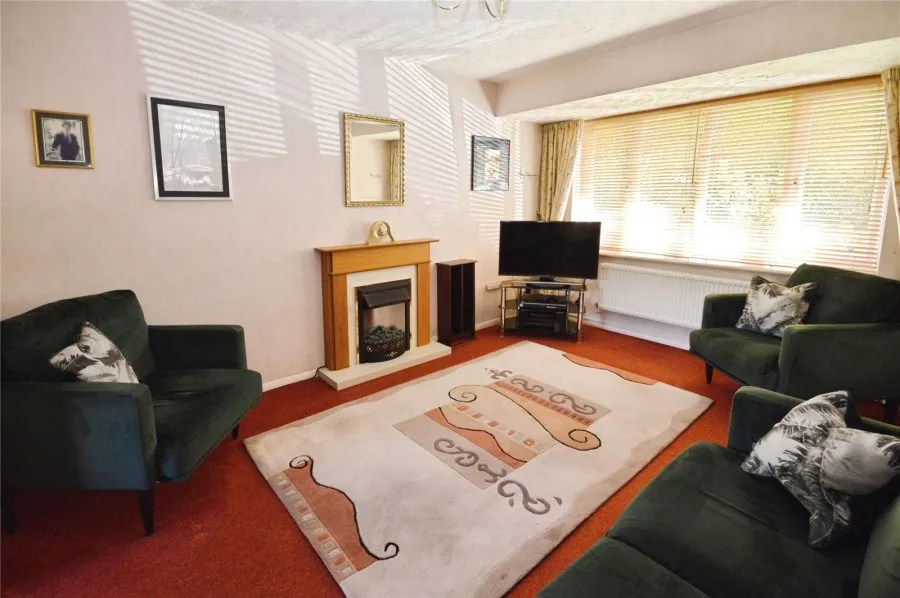 with 4 bedrooms in Bishop's Stortford, CM23, photo 2