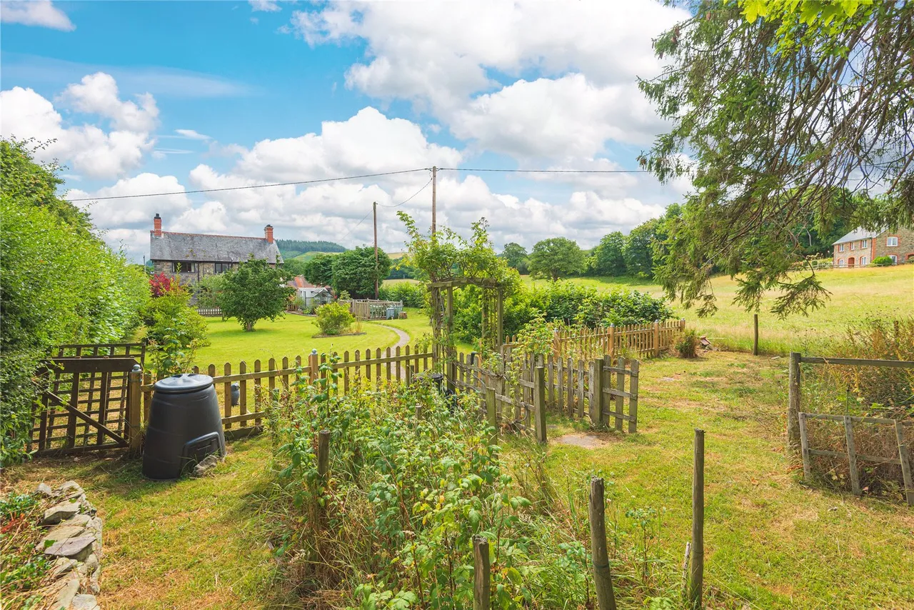 Carno, Caersws, Powys, SY17 5LT, photo 16