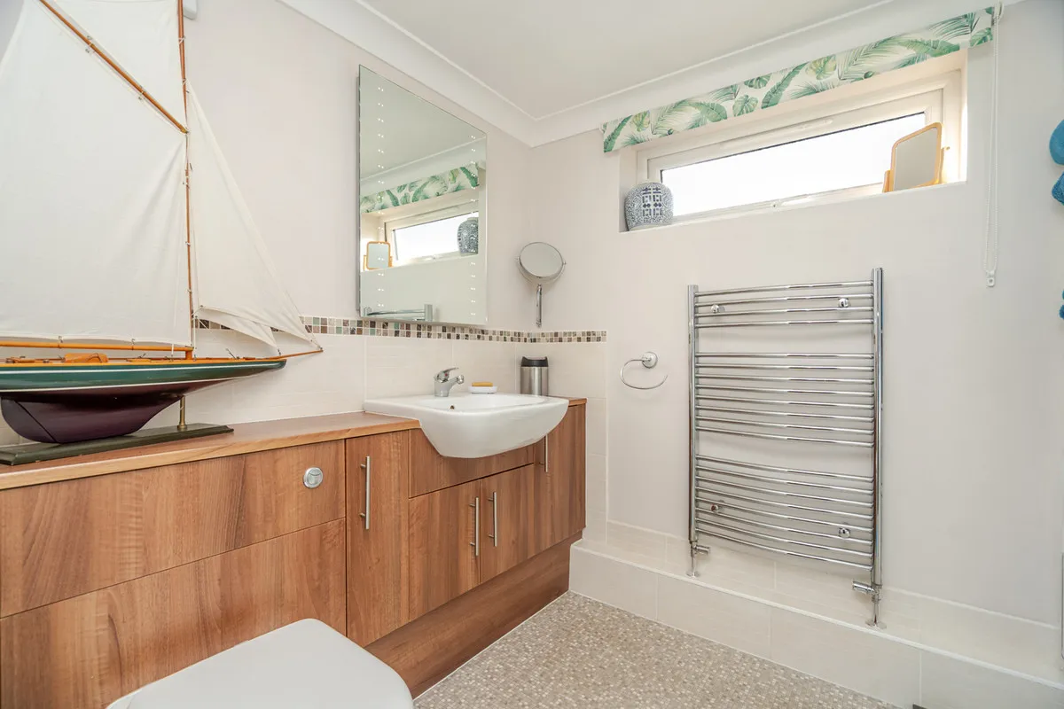 Mardle Road, Linslade, LU7, photo 13