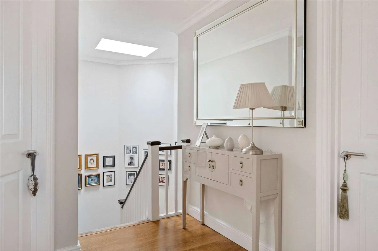 Buckingham Mews, London, N1 4DU, photo 9