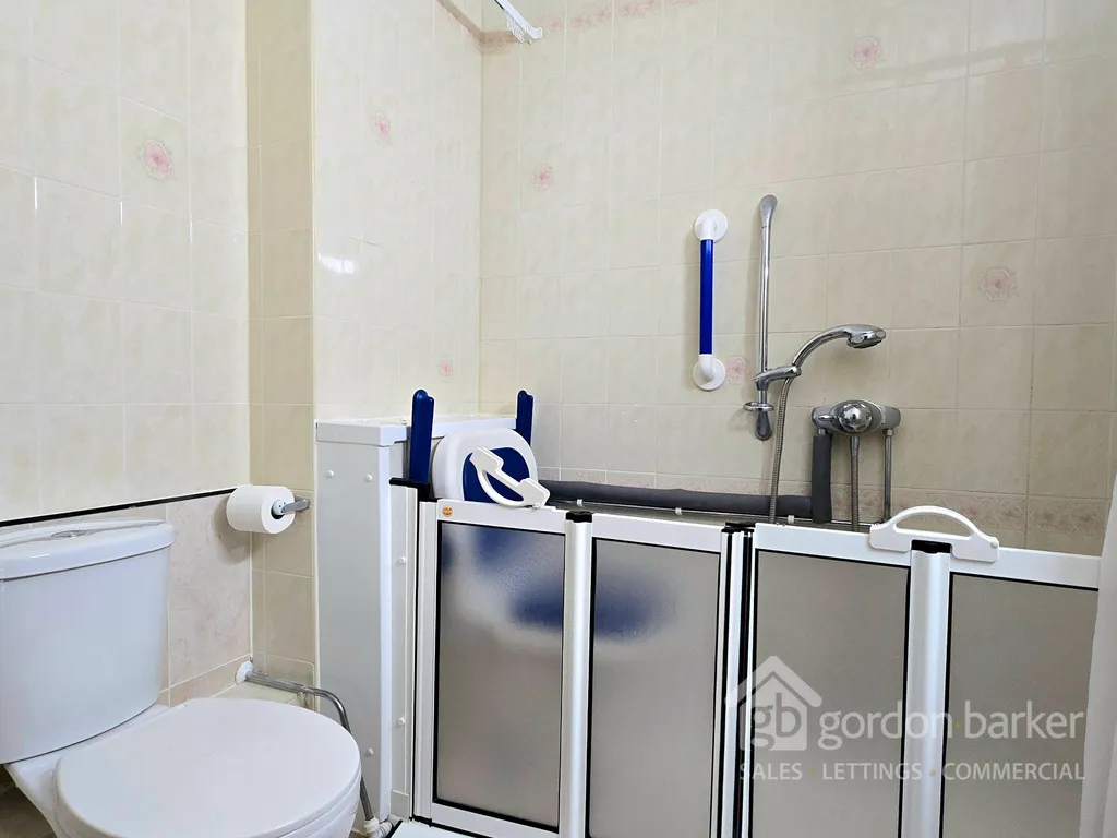Halebrose Court, Bournemouth, 10 Seafield Road, BH6 3DU, photo 13