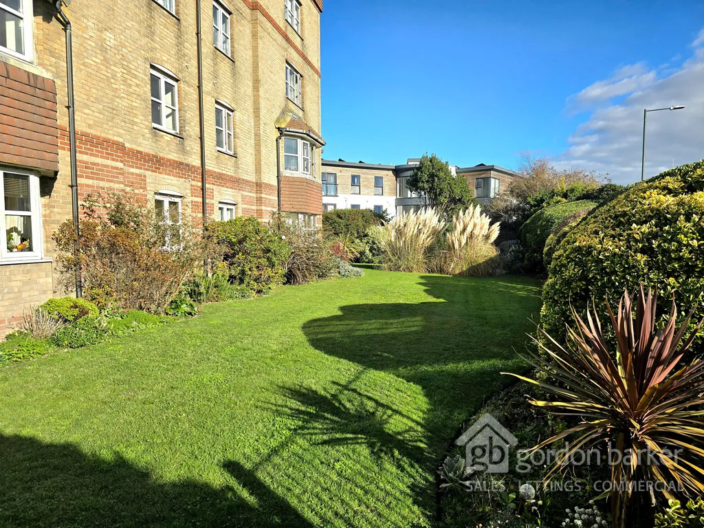 Halebrose Court, Bournemouth, 10 Seafield Road, BH6 3DU, photo 15