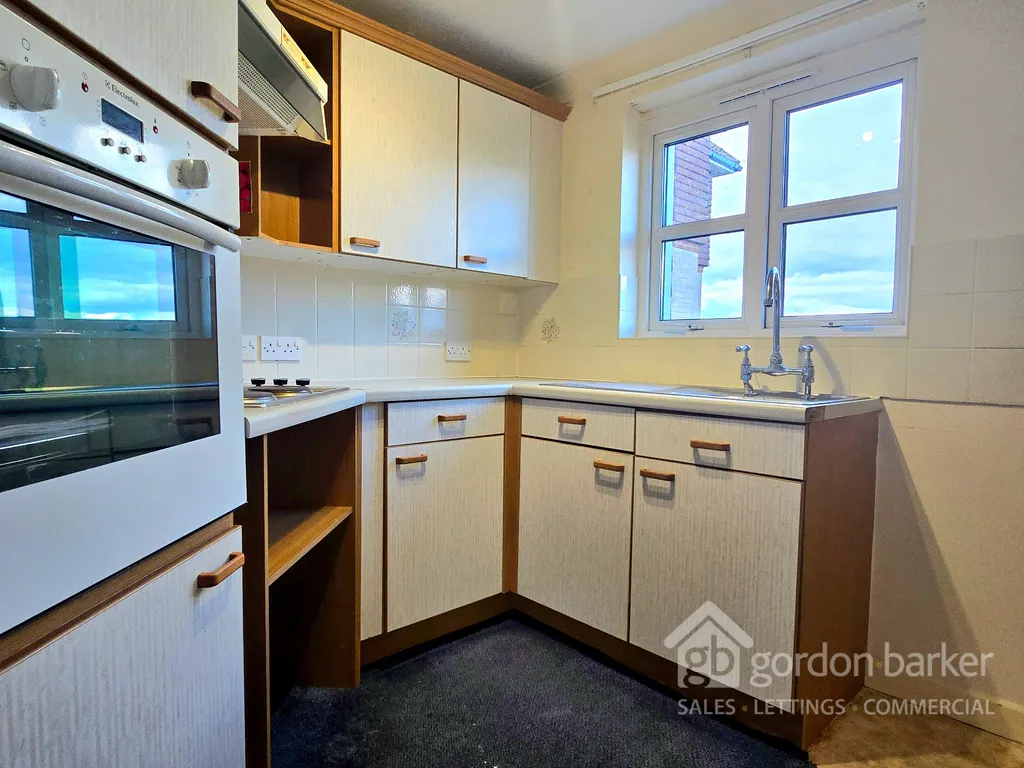 Halebrose Court, Bournemouth, 10 Seafield Road, BH6 3DU, photo 3