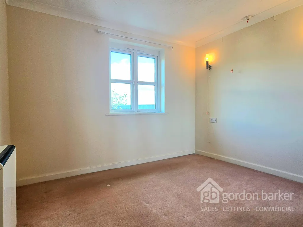 Halebrose Court, Bournemouth, 10 Seafield Road, BH6 3DU, photo 4