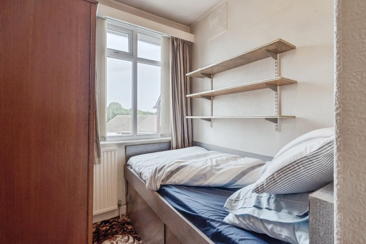 Norfolk Drive, Farnworth, BL4, photo 24