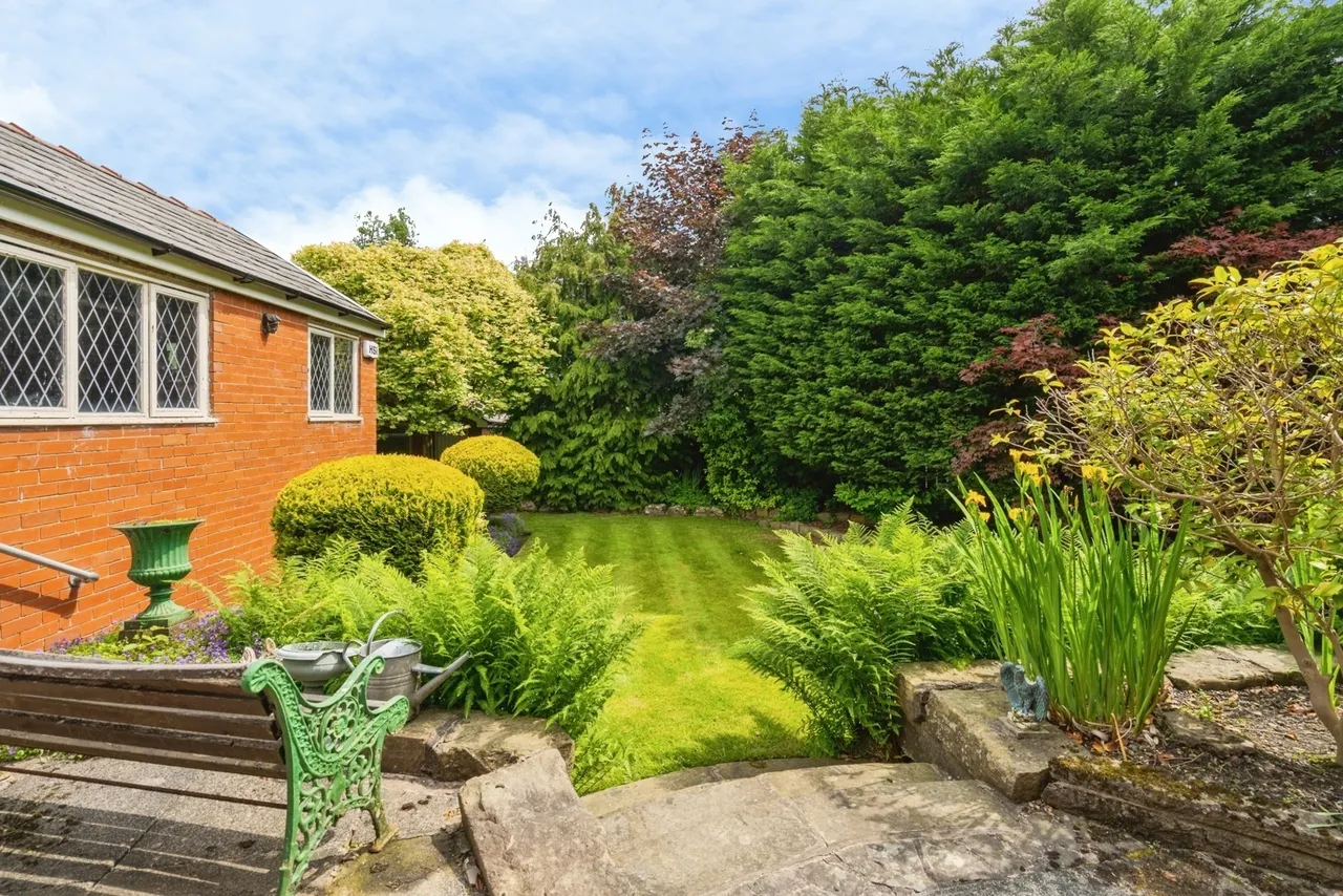 Norfolk Drive, Farnworth, BL4, photo 8