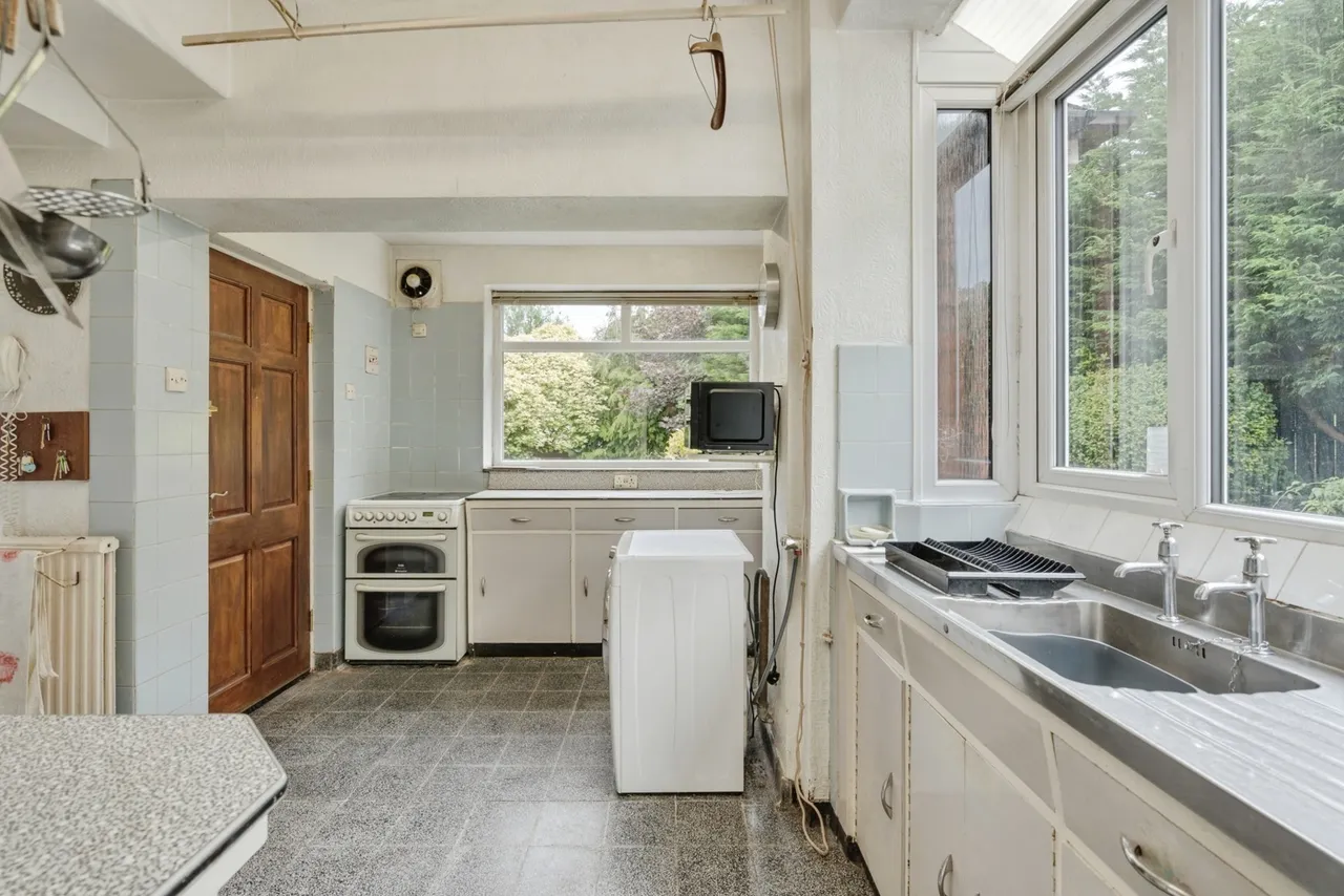 Norfolk Drive, Farnworth, BL4, photo 16