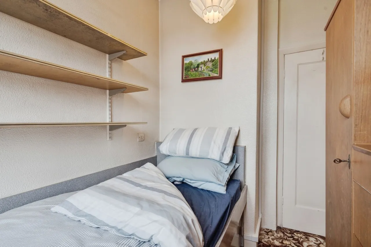 Norfolk Drive, Farnworth, BL4, photo 11