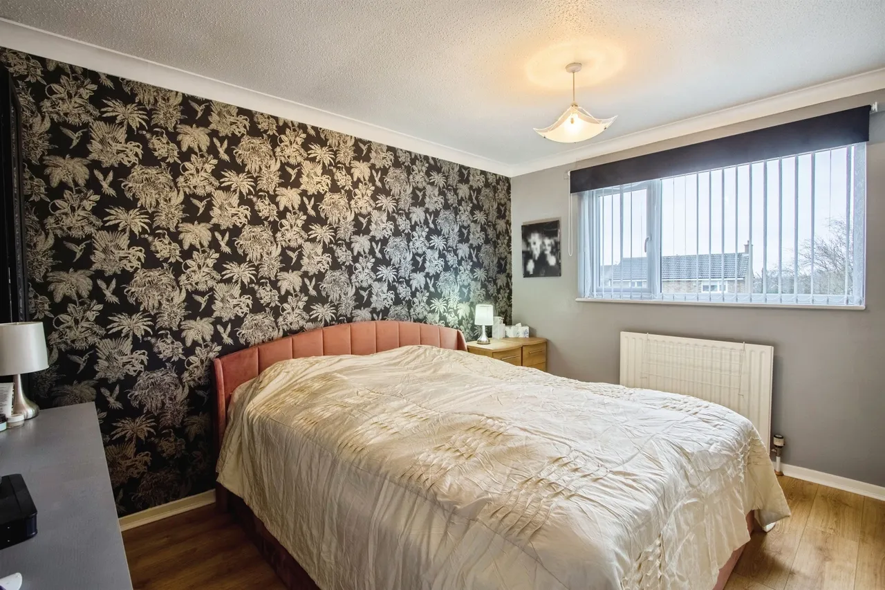 Walnut Close, Leeds, LS14, photo 10