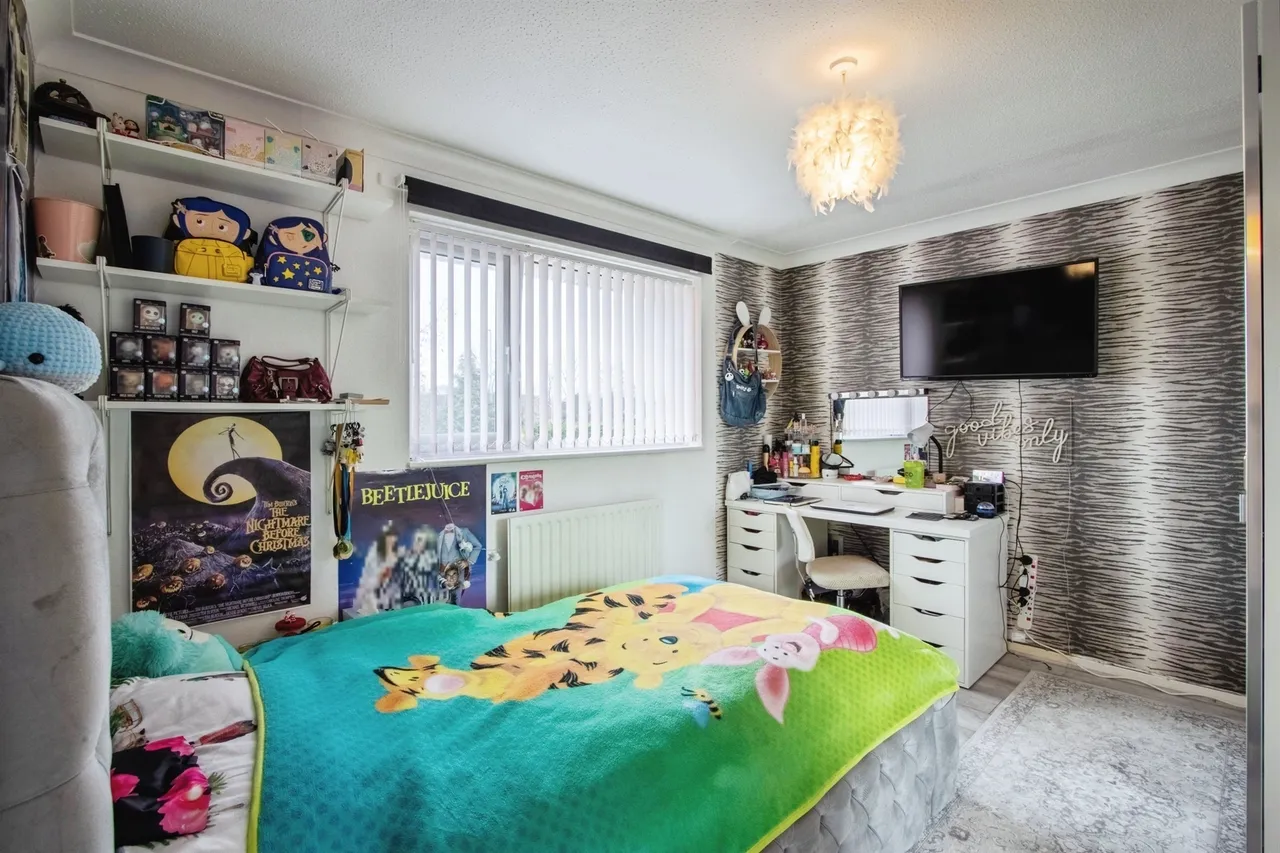 Walnut Close, Leeds, LS14, photo 11