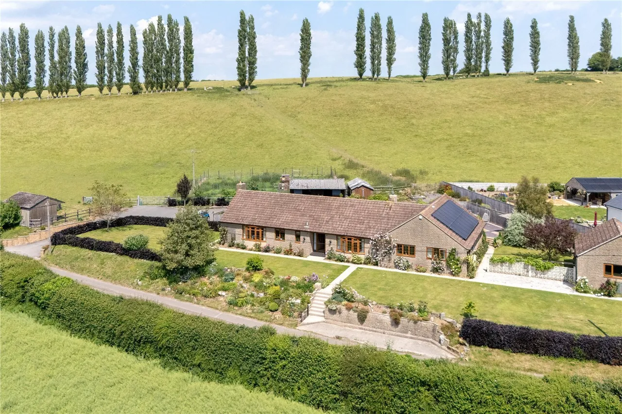 4 bed property for sale, Mill Lane, Dowlish Wake, TA19
