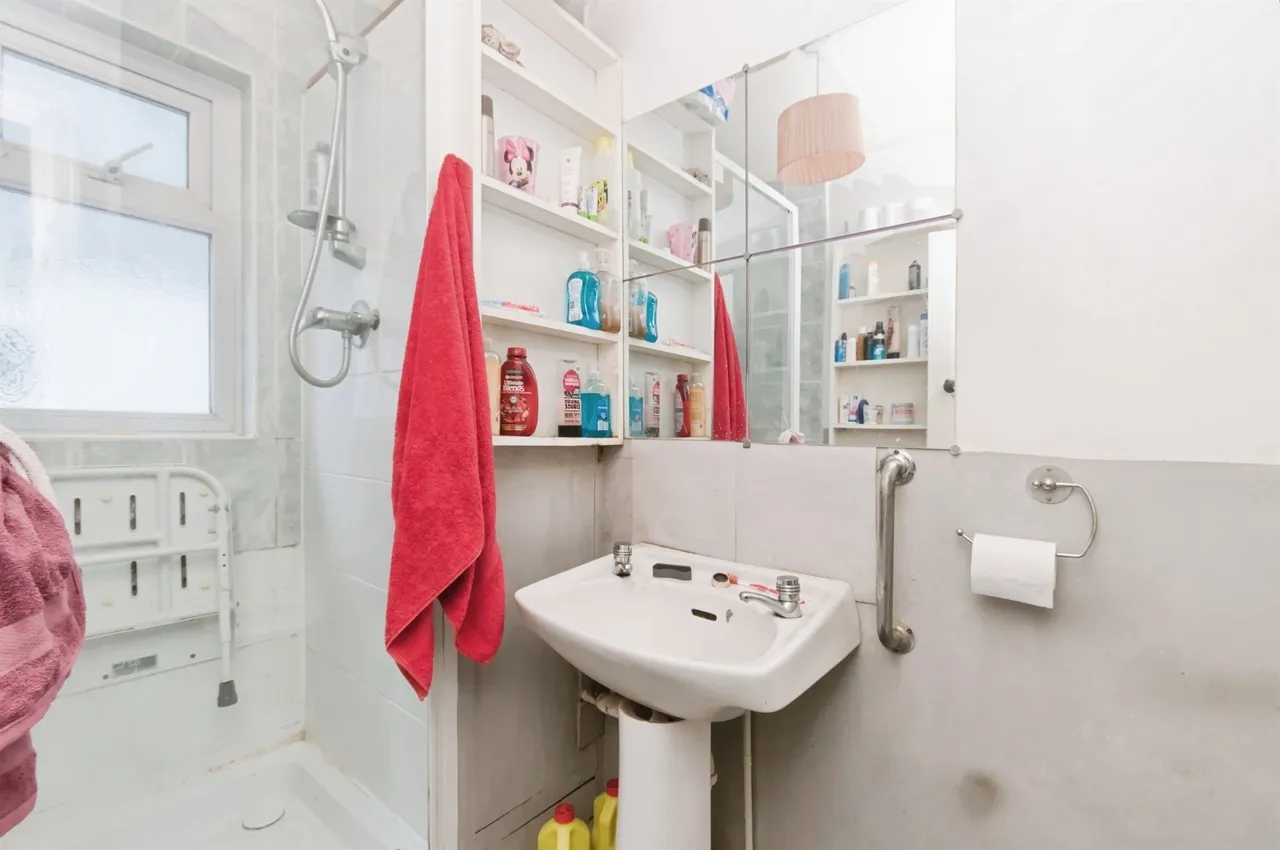 Golden Miller Lane, Polegate, BN26, photo 16