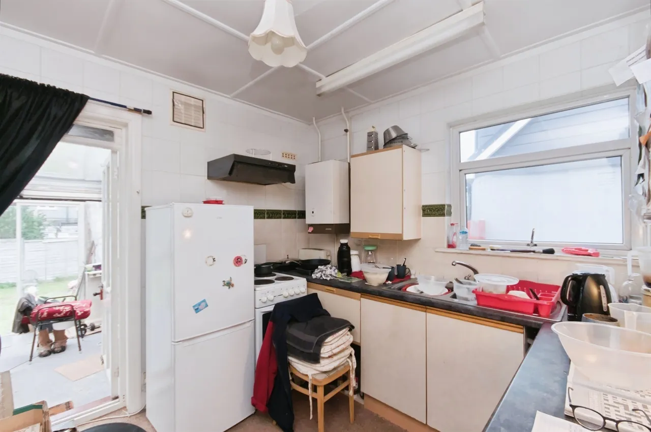 Golden Miller Lane, Polegate, BN26, photo 5