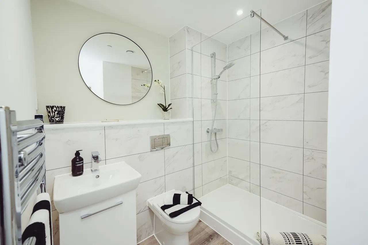 Walton House, DE1, photo 7