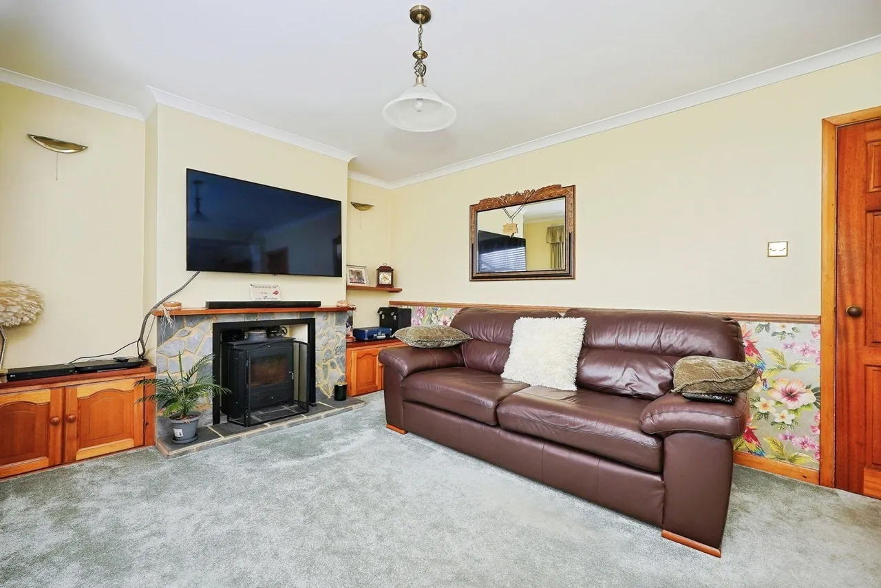 Hazel Close, Eythorne, CT15, photo 11