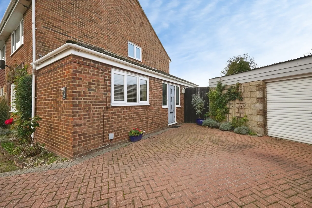 Hazel Close, Eythorne, CT15, photo 9