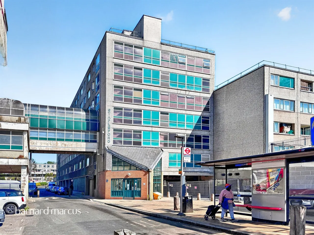 3 bed flat for sale — Willan Road, London