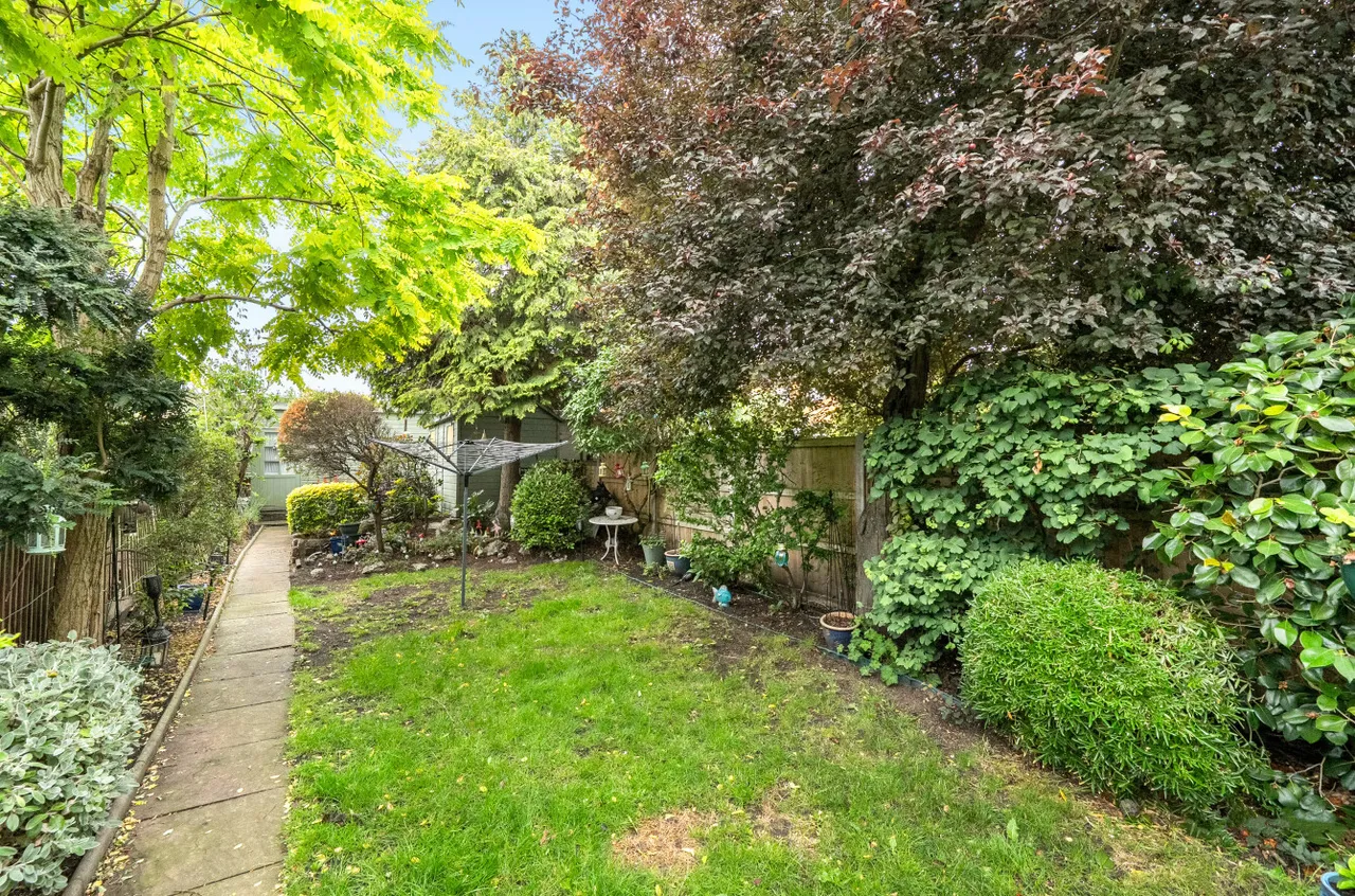 Cottimore Lane, Walton On Thames, KT12, photo 4